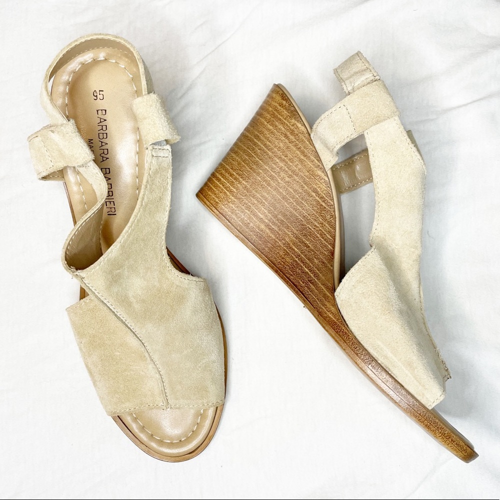 LIKE NEW Barbara Barbieri Tan Peep Toe Wedge Heel Sandals | size 9.5